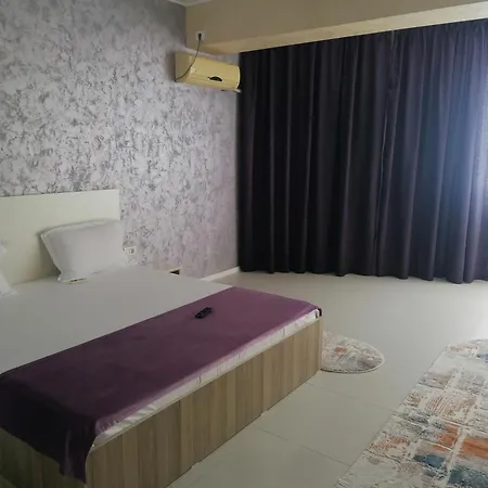 King 3 * Mamaia